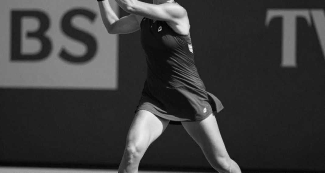 Chung kết Australian Open 2026: đọc lại cuộc lội ngược dòng của Sinner bằng dữ liệu giao bóng và quãng đường trên sân