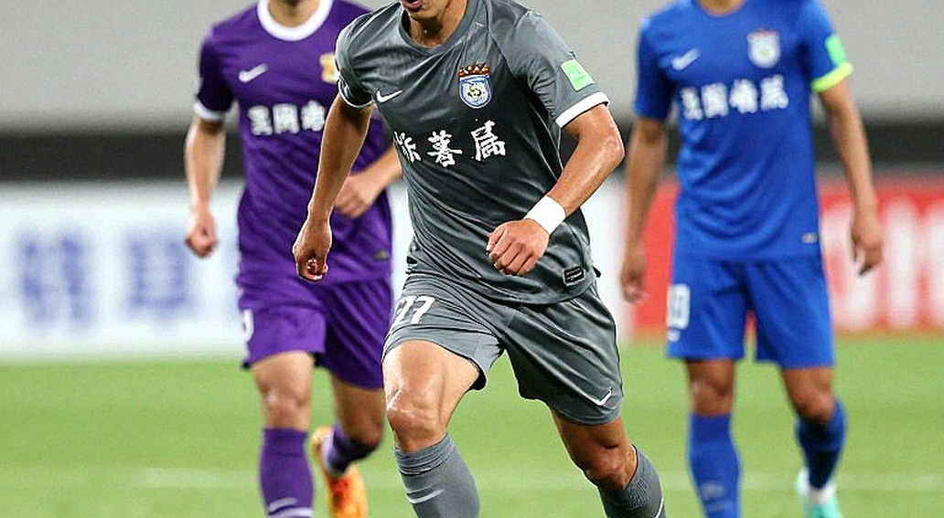 Hakimi giơ tay ở phút 41: PSG thắng Brest, nhưng mùa giải phải chờ kết quả chụp chiếu