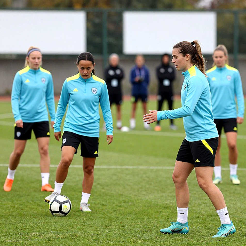 Moggi và bài toán thứ tự tại Juventus: Xây đội trước, tôn vinh huyền thoại sau
