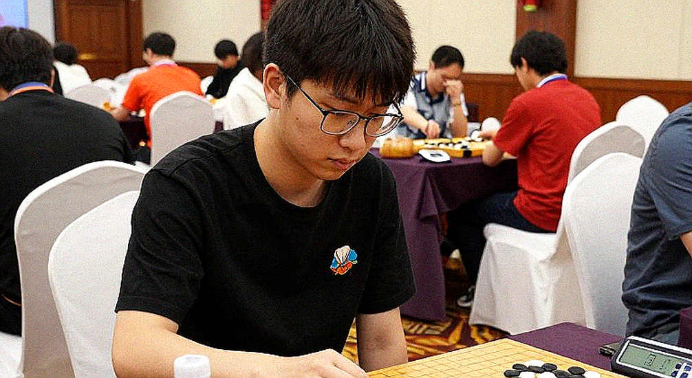 Ba nước đi ở Samarkand: Nihal Sarin đánh rơi thế thắng, Ấn Độ mất trận trước chủ nhà