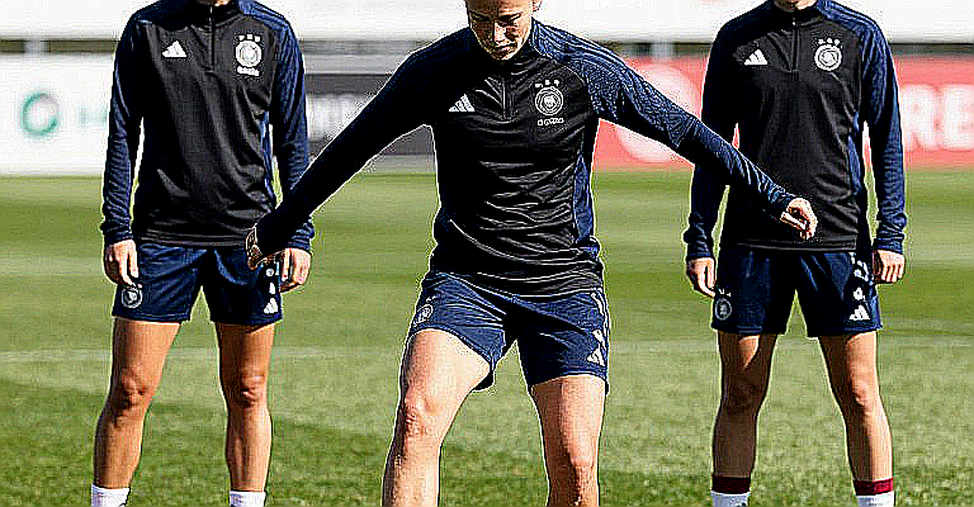 Nỗi ô nhục giữa sân cỏ: Trận chia tay Messi của Argentina và bài toán phẩm giá của bóng đá giao hữu quốc tế