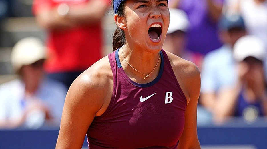 Marta Kostyuk Breaks into WTA Top 10, Proving Her Rare All-Surface Mastery Marta Kostyuk Breaks into WTA Top 10, Proving Her Rare All-Surface Mastery