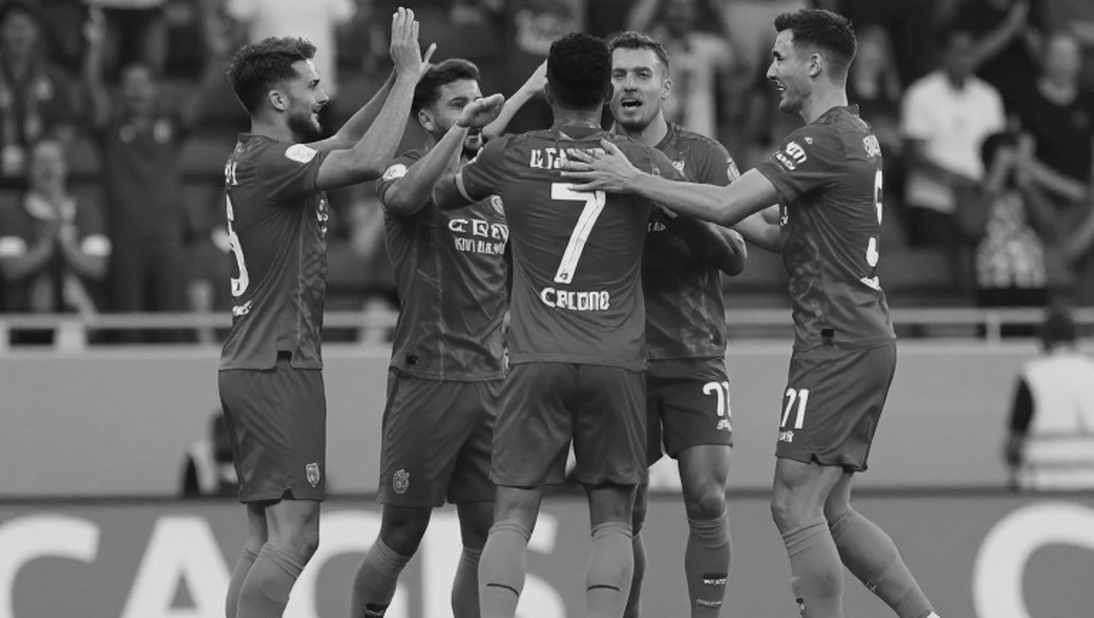 Nhịp đập vòng 3 Ngoại hạng Anh: Arsenal vững vàng, Man United chìm trong hối tiếc