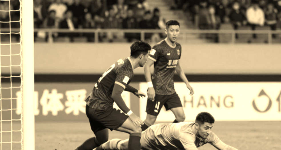 The Crack from the Group Stage: When Defending Champion Nam Dinh Self-Destructed in 14 Minutes at Hoa Xuan Stadium