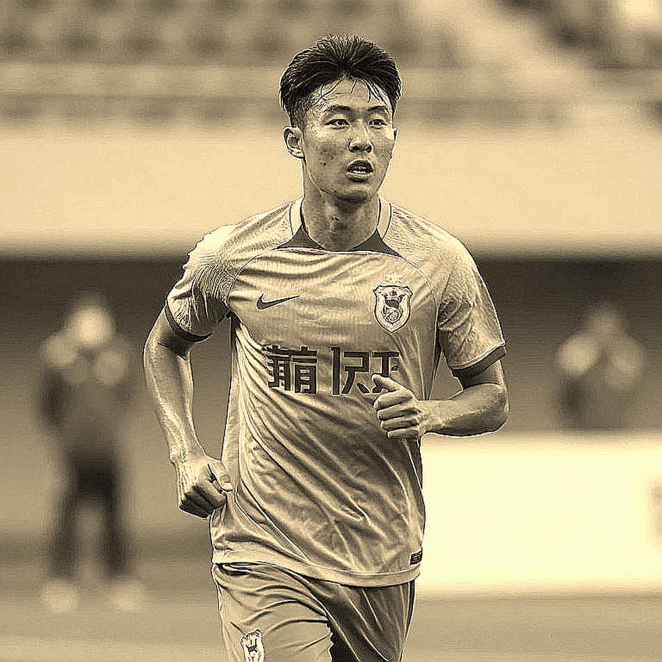 VAR tại Premier League mùa 2026-25: Khi công nghệ phạt sai trọng tài
